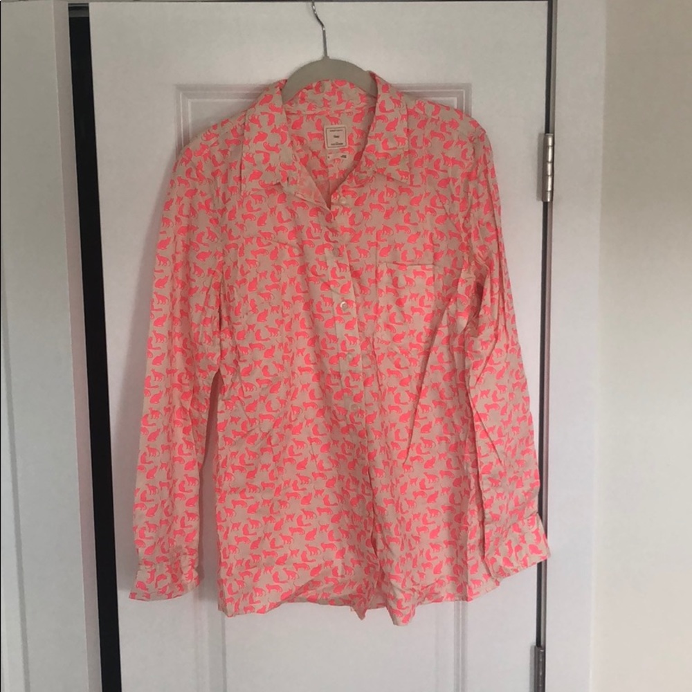 Gap boyfriend fit button down